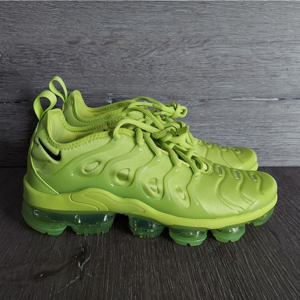 New Nike Air VaporMax Plus Running Shoes Volt Tennis Ball DX1784-300 Size 8